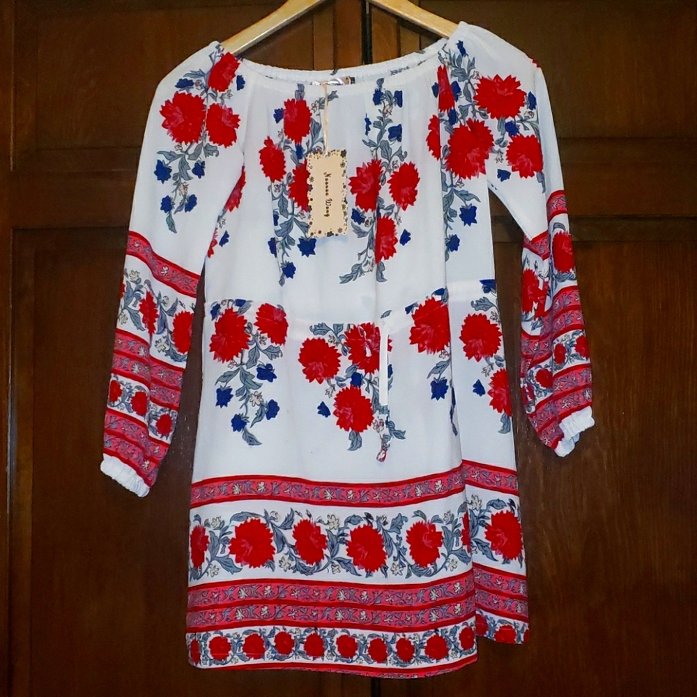 Naanaa Wang Off Shoulder Red Floral Blouse Medium NWT